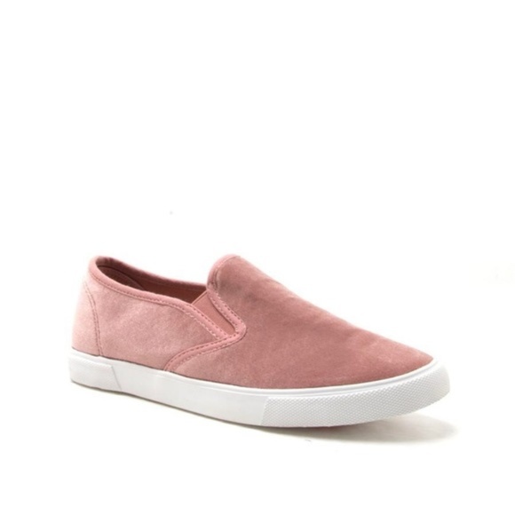 Women's Velvet Slip-On Sneakers Blush - Picture 7 of 7